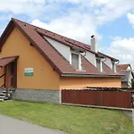 펜션 Rekreacni Pod Lipou Skrdlovice