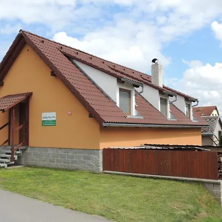 Сasa de vacaciones Rekreační Pod Lipou Skrdlovice